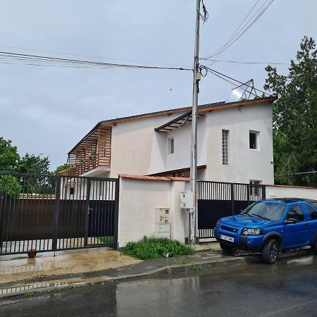 Luca'S Studio 2 ,Close To Therme Bucharest, Airport Otopeni Balotešti Exteriér fotografie